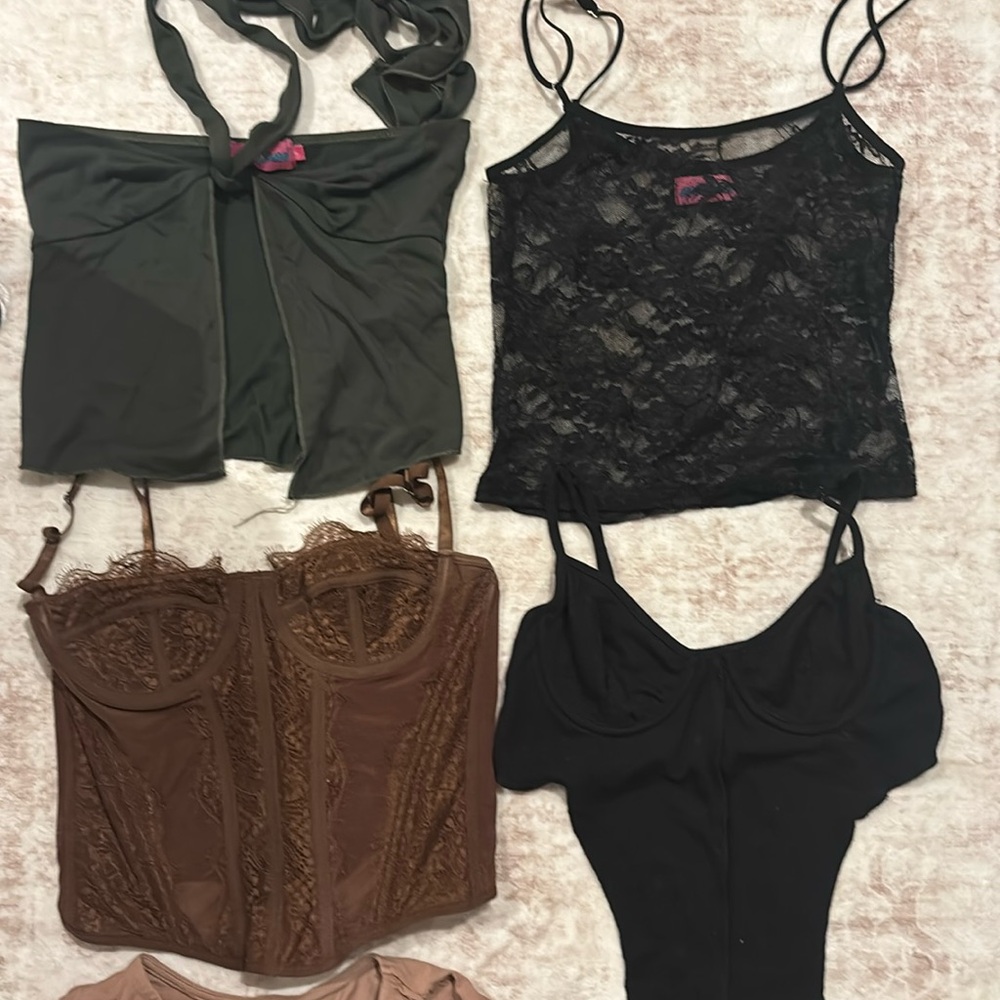 Going out tops| urban outfitters| Edikted